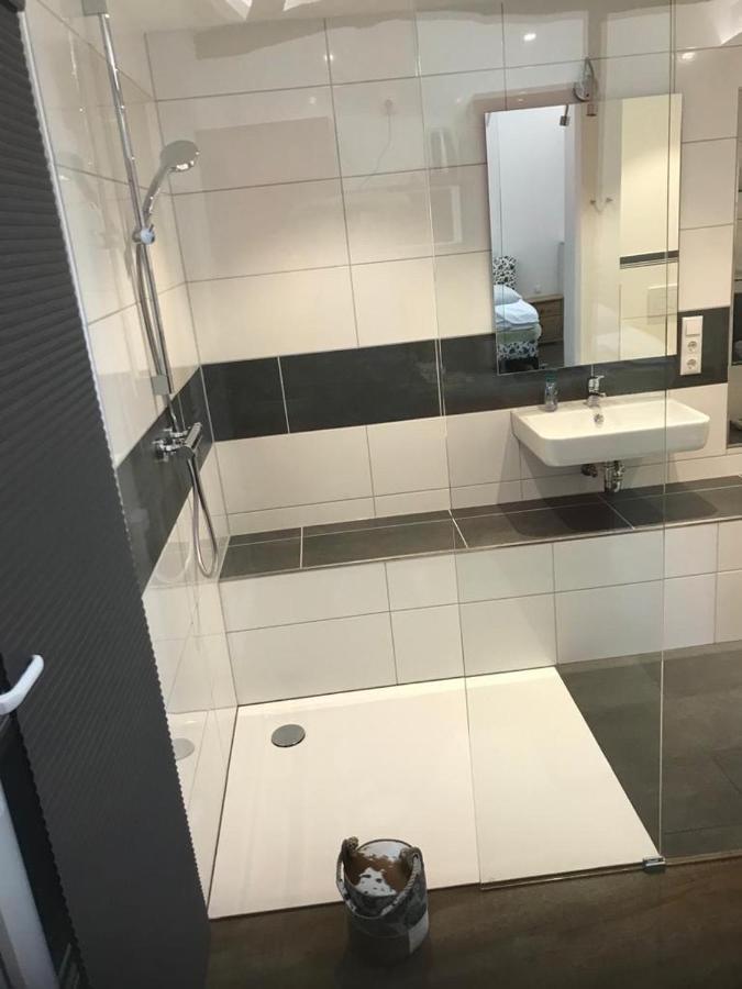 Ferienapartment: An Der Kunstakademie ไฮม์บาค ภายนอก รูปภาพ