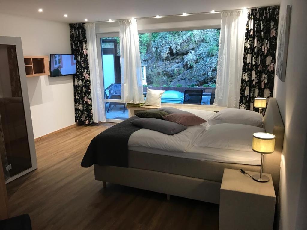 Ferienapartment: An Der Kunstakademie ไฮม์บาค ภายนอก รูปภาพ